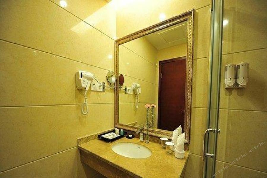 Chonpines Hotel Anshun Exteriér fotografie